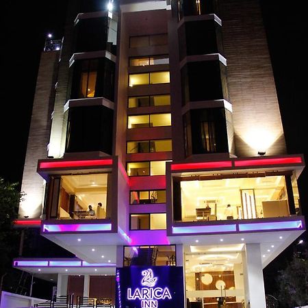Regenta Inn Larica Колката Екстериор снимка